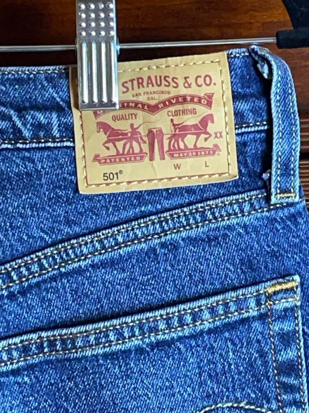 Levi's 501 Original Distressed Cut-Off Denim Shorts Size 29 - Picture 4 of 10